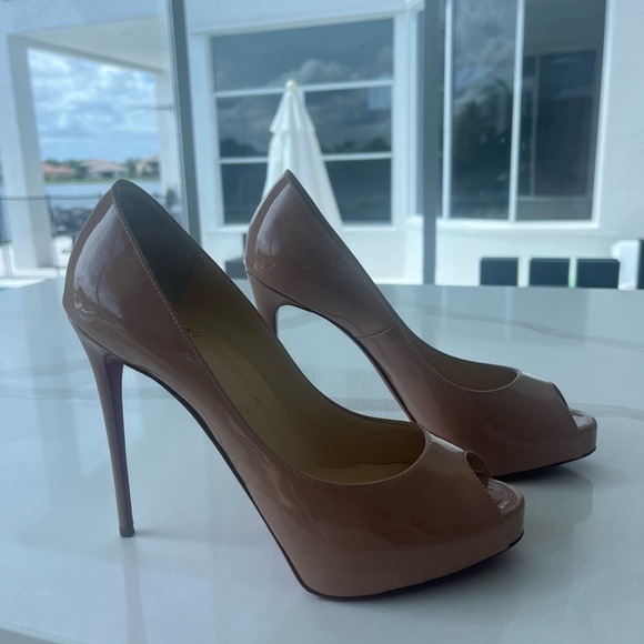 Slightly used Christian Louboutin heels